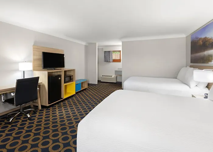 Days Inn By Wyndham Wauseon
