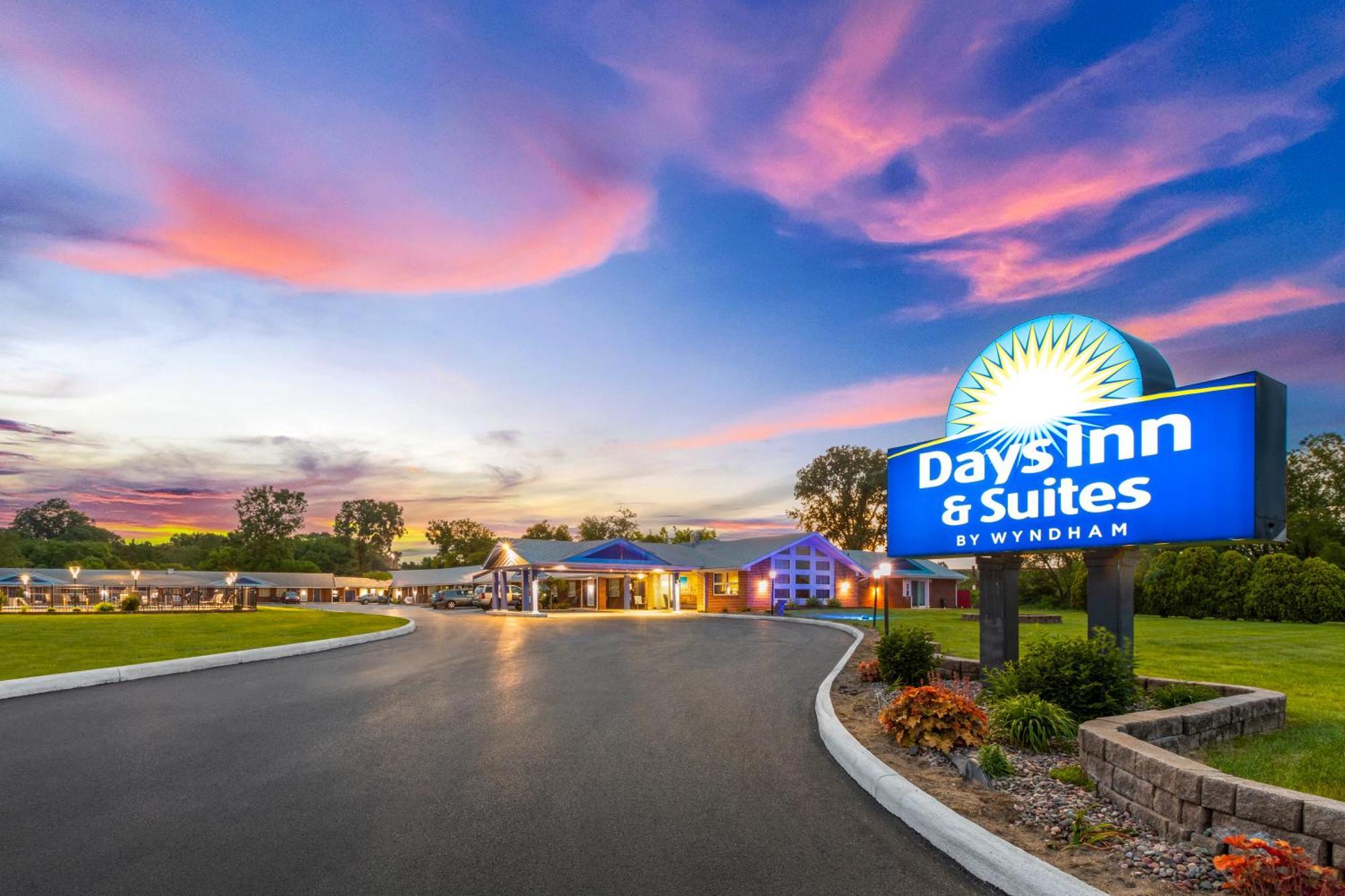 Days By Wyndham Hotel Wauseon